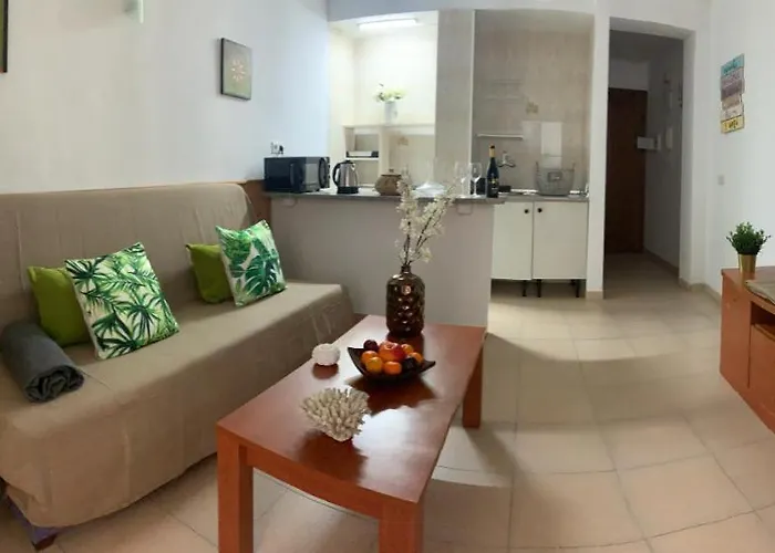 Estudio Con Terraza By Maison Jaken